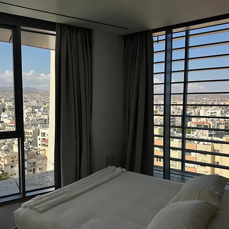 Oceanfront 3br In The One Tower,