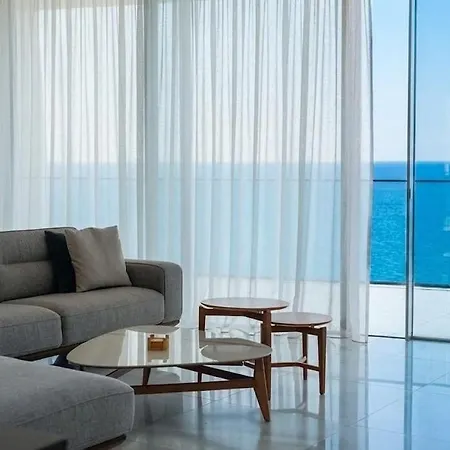 Oceanfront 3br In The One Tower,